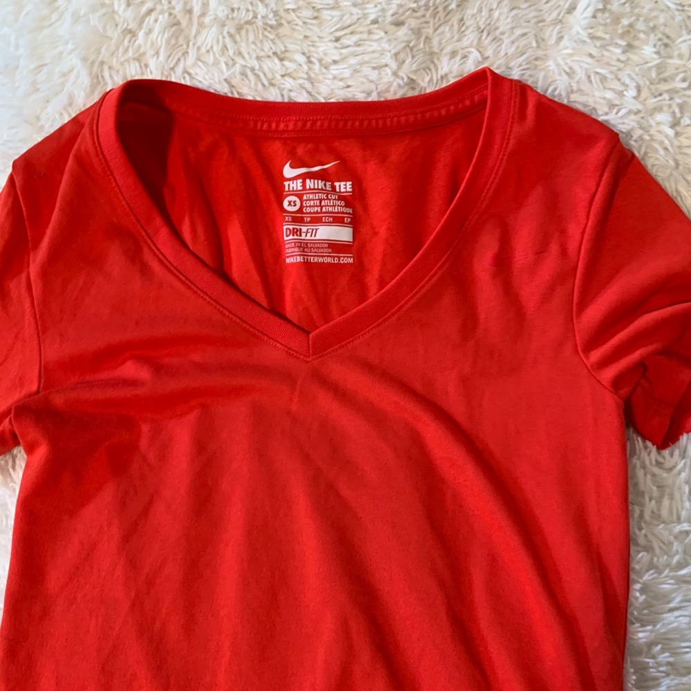 Nike T-shirt